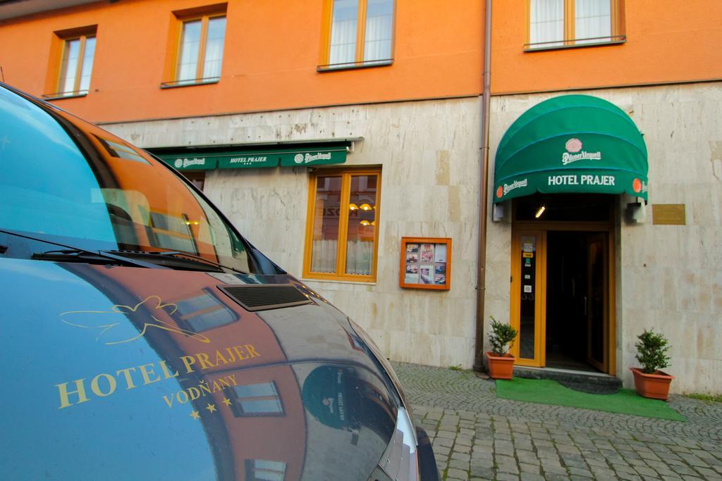 Hotel Prajer Vodňany Buitenkant foto