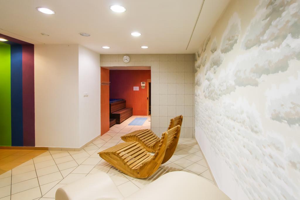 Hotel Prajer Vodňany Buitenkant foto