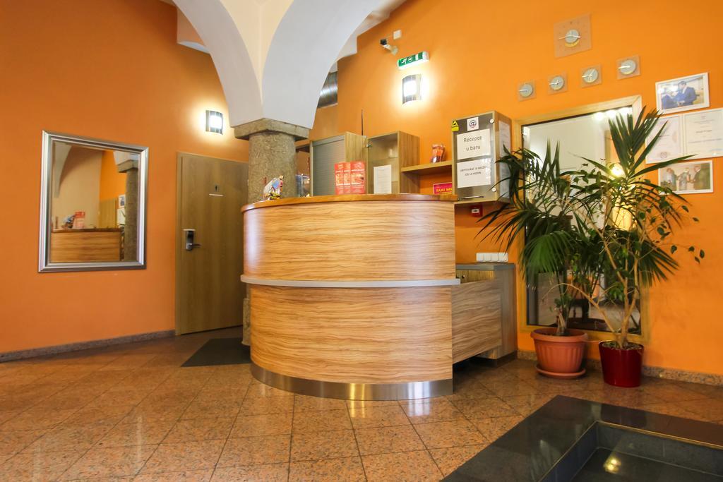 Hotel Prajer Vodňany Buitenkant foto